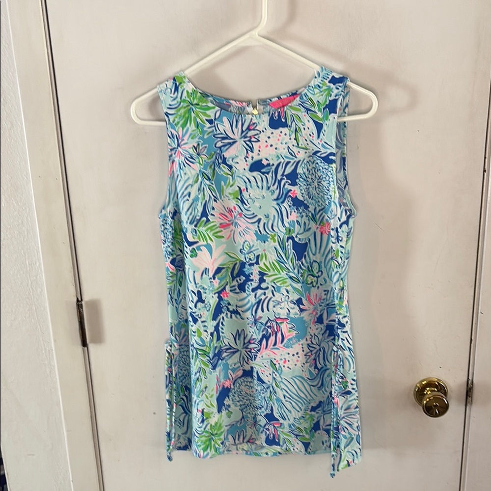 Lilly Pulitzer Donna Don't Be Lion Around print sleeveless blue tunic Size Small